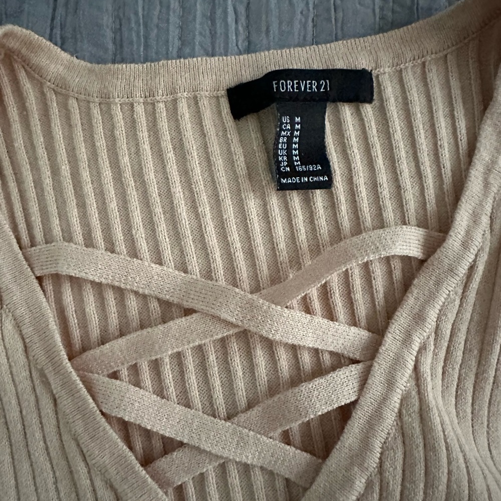 Women’s Forever 21 V-Neck Long Sleeve Top